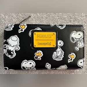 Loungefly Black and White Peanuts Wallet